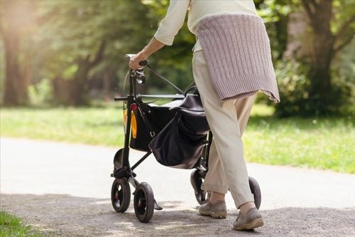 Rollators vs. 3-Wheel Walkers: Which is Better for You? - Millercare