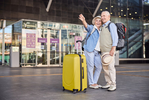 6 Travel Tips for Seniors